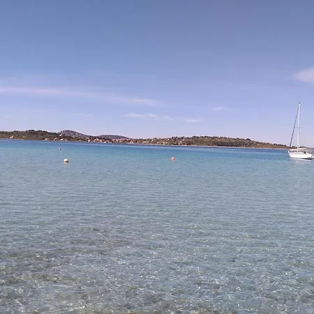 Mali Dvori Srima