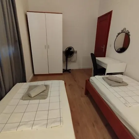 Apartment Mali Dvori