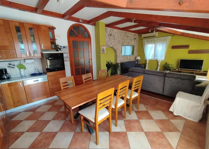 Mali Dvori דירה *